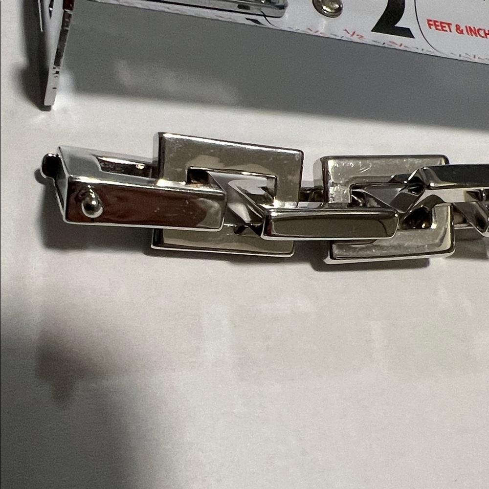 Chunky Milor Rectangular Chain Link Bracelet Magn… - image 3